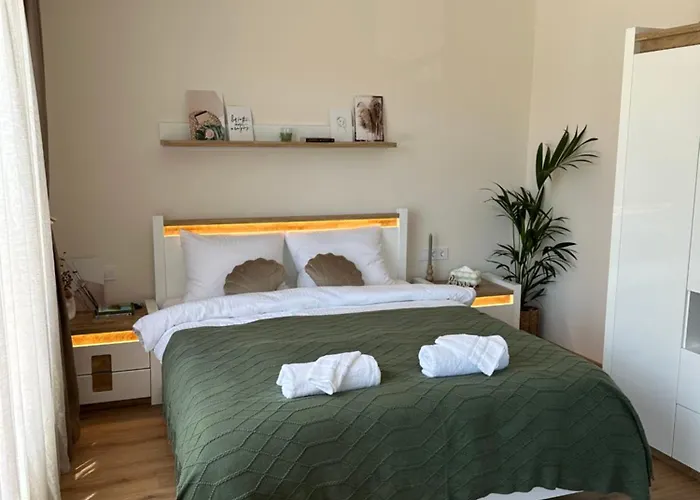 Town Centre דירה *